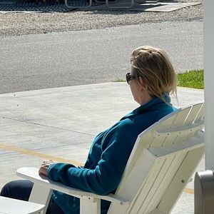 Meet your Posher, Avery